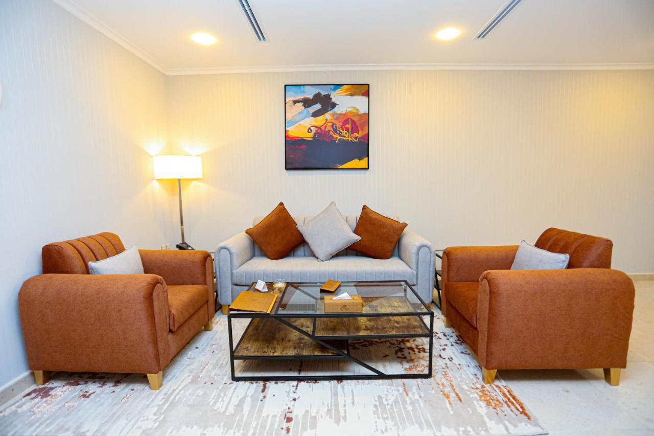 Ḩafar al Bāţin Tulip Plaza By Lpc Hotels & Resorts מראה חיצוני תמונה