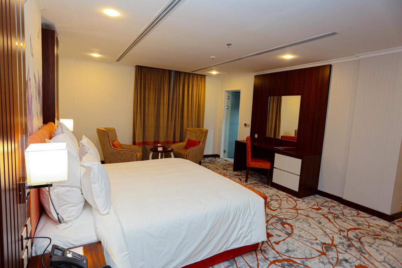 Ḩafar al Bāţin Tulip Plaza By Lpc Hotels & Resorts מראה חיצוני תמונה