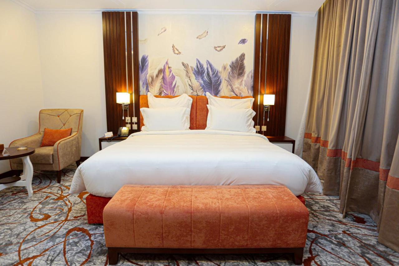 Ḩafar al Bāţin Tulip Plaza By Lpc Hotels & Resorts מראה חיצוני תמונה