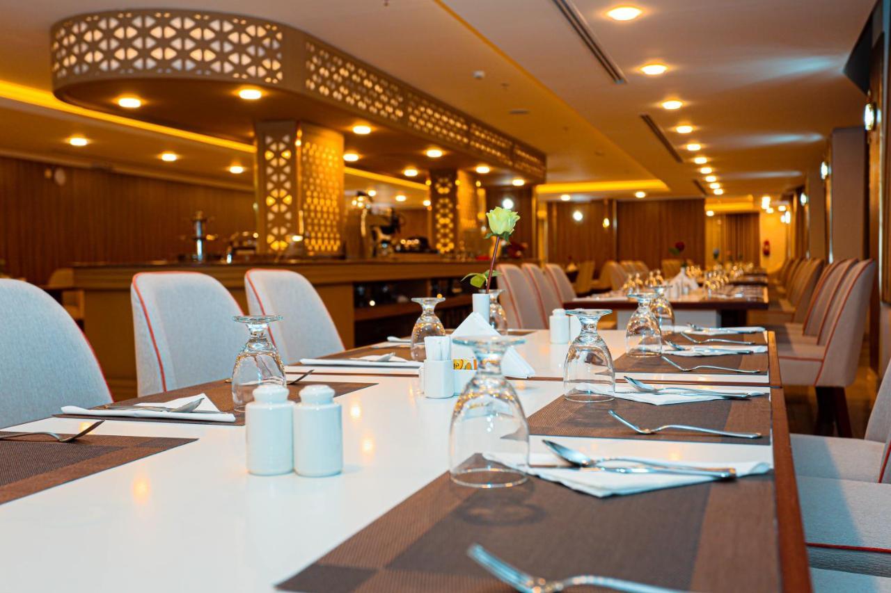 Ḩafar al Bāţin Tulip Plaza By Lpc Hotels & Resorts מראה חיצוני תמונה