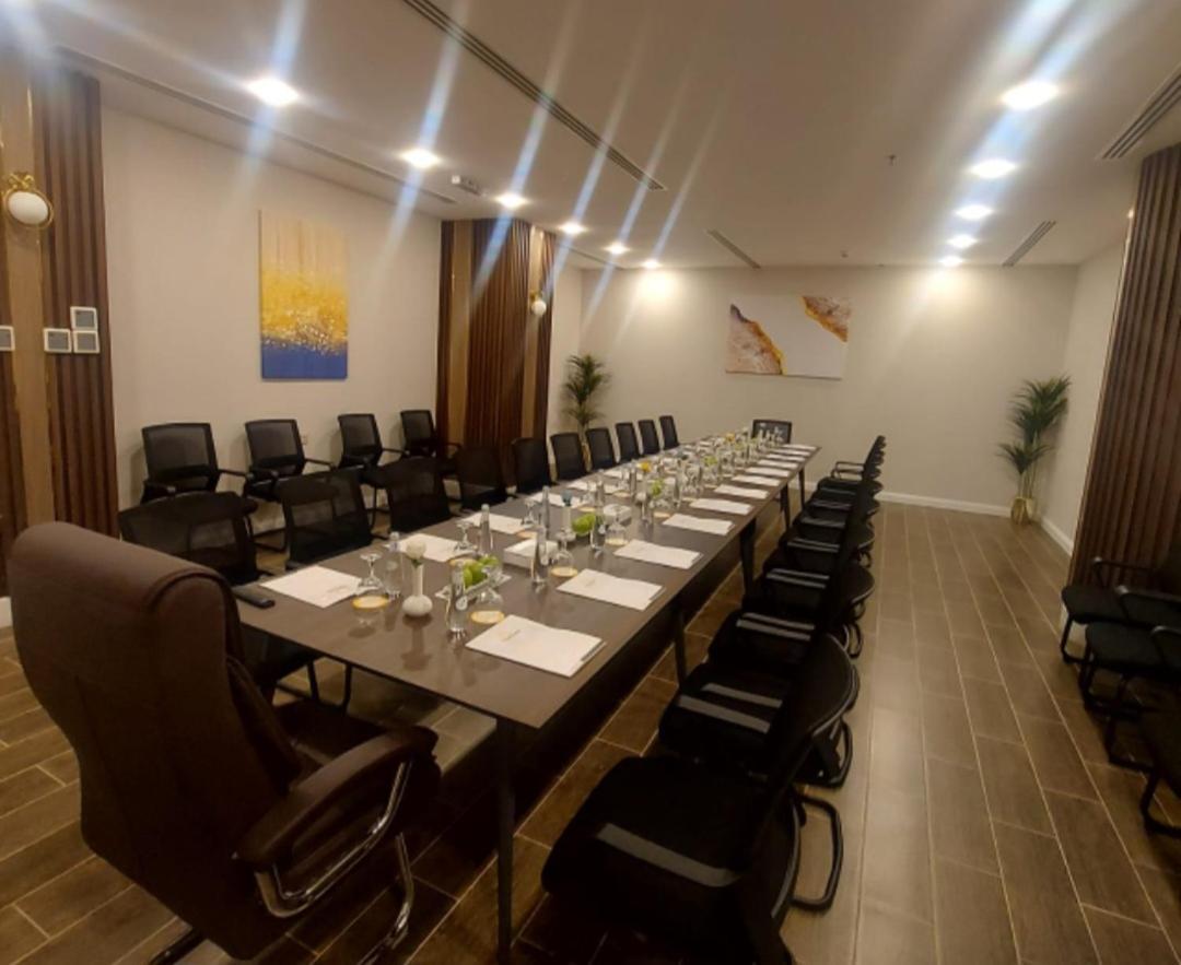 Ḩafar al Bāţin Tulip Plaza By Lpc Hotels & Resorts מראה חיצוני תמונה