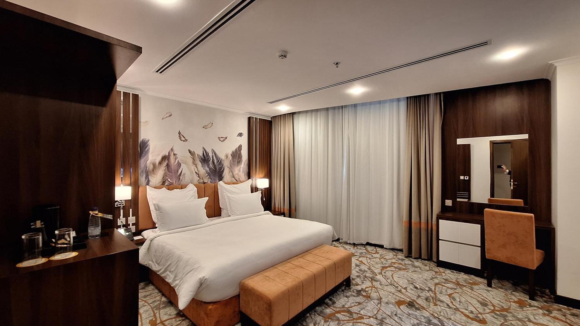 Ḩafar al Bāţin Tulip Plaza By Lpc Hotels & Resorts מראה חיצוני תמונה