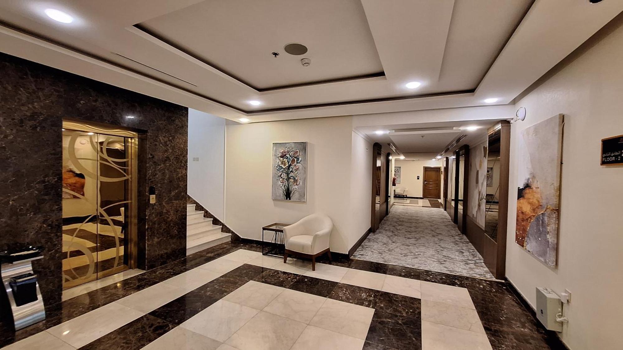 Ḩafar al Bāţin Tulip Plaza By Lpc Hotels & Resorts מראה חיצוני תמונה